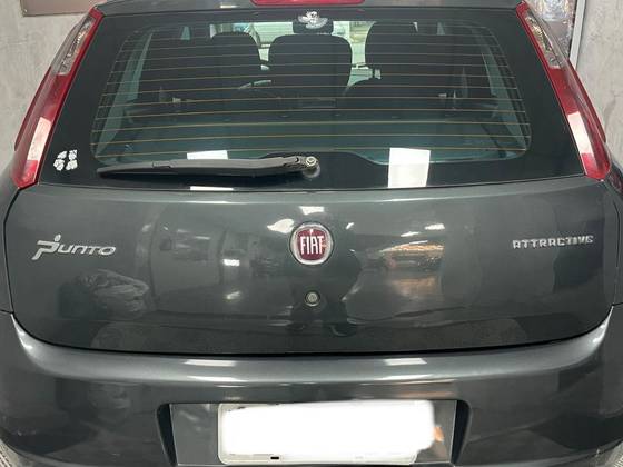 FIAT PUNTO 1.4 ATTRACTIVE 8V FLEX 4P MANUAL